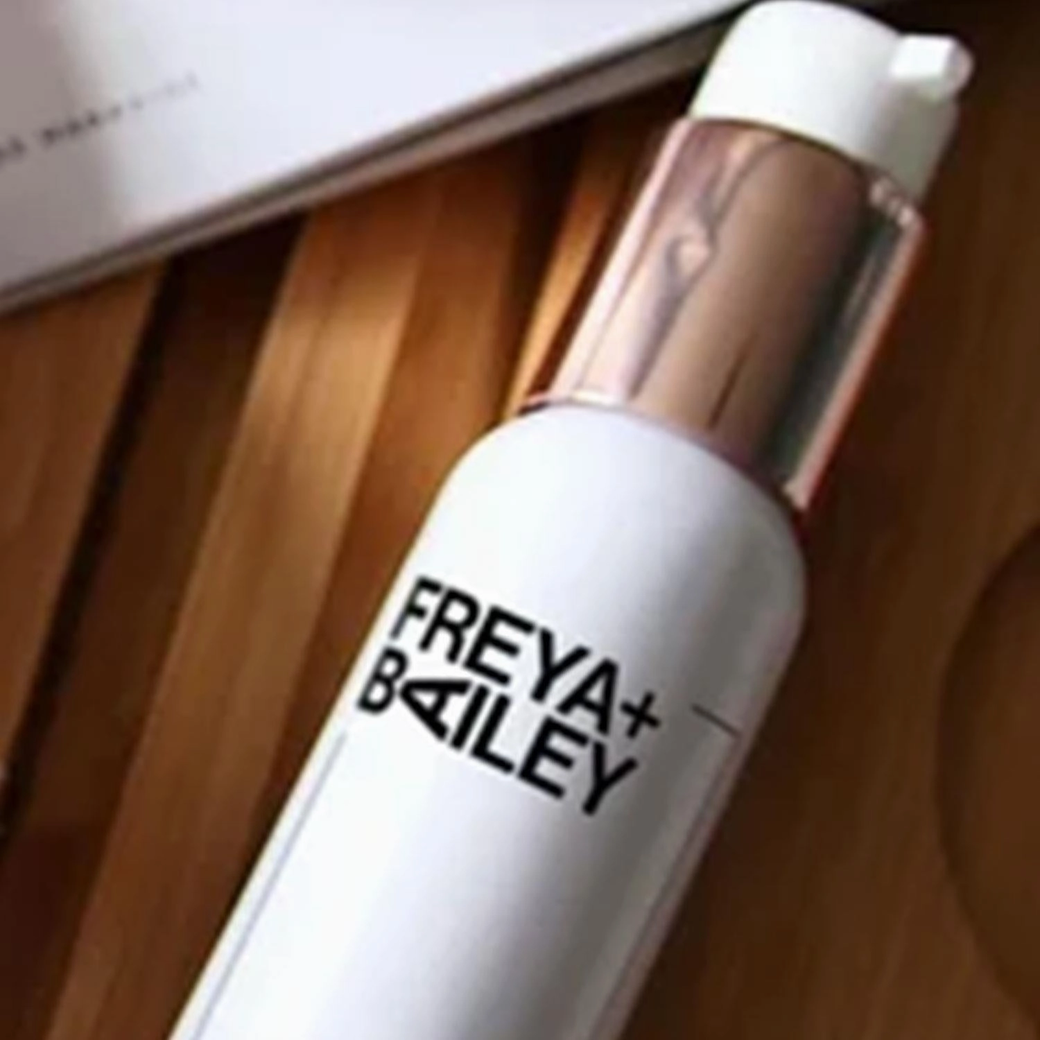 Freya   Bailey Forte! Retinol Lustre Moisturiser for Radiant Hydrating Skin