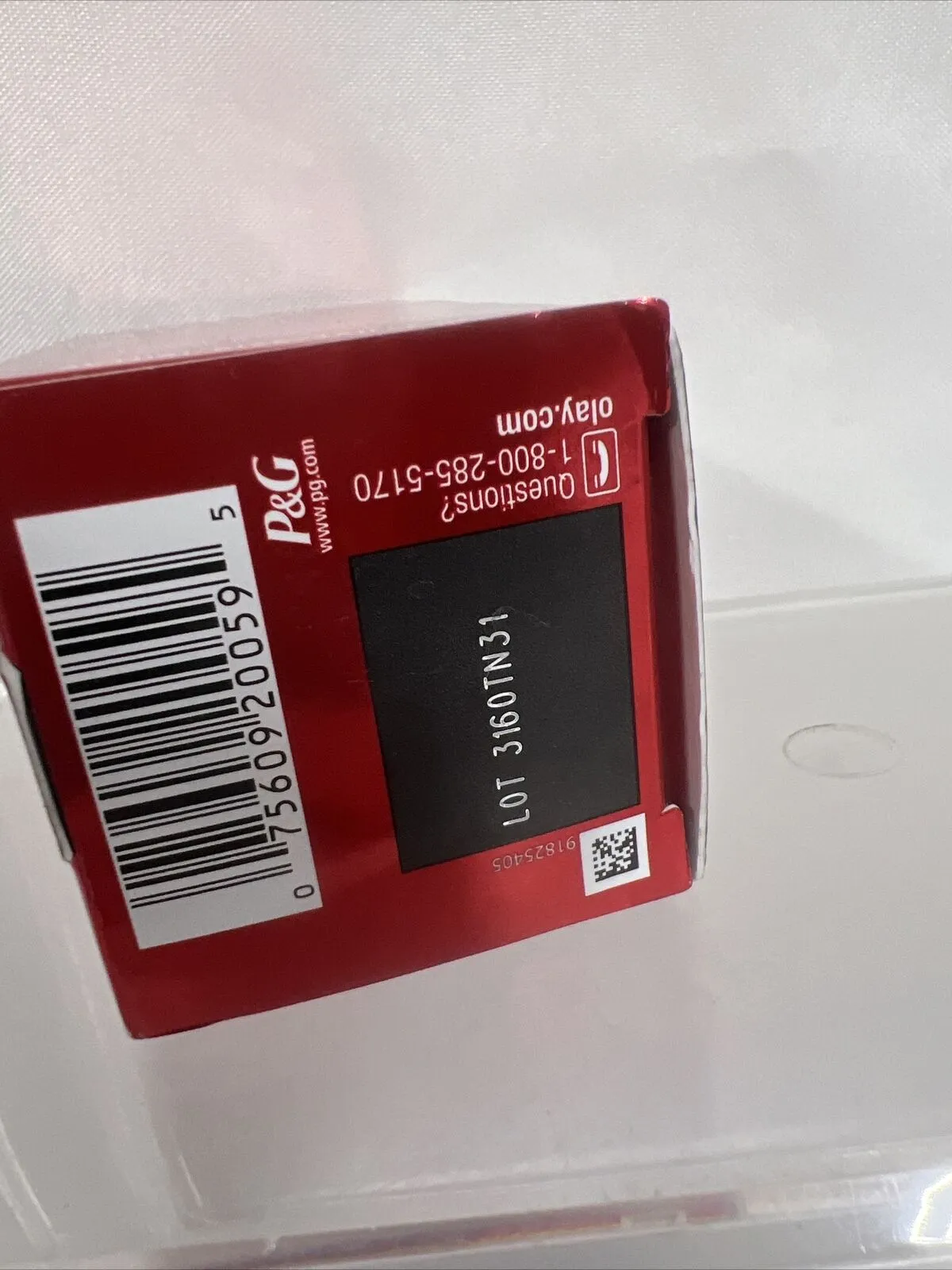 Olay Regenerist Vitamin C   Peptide 24 Hydrating Moisturizer Eye Face Wrink .5oz